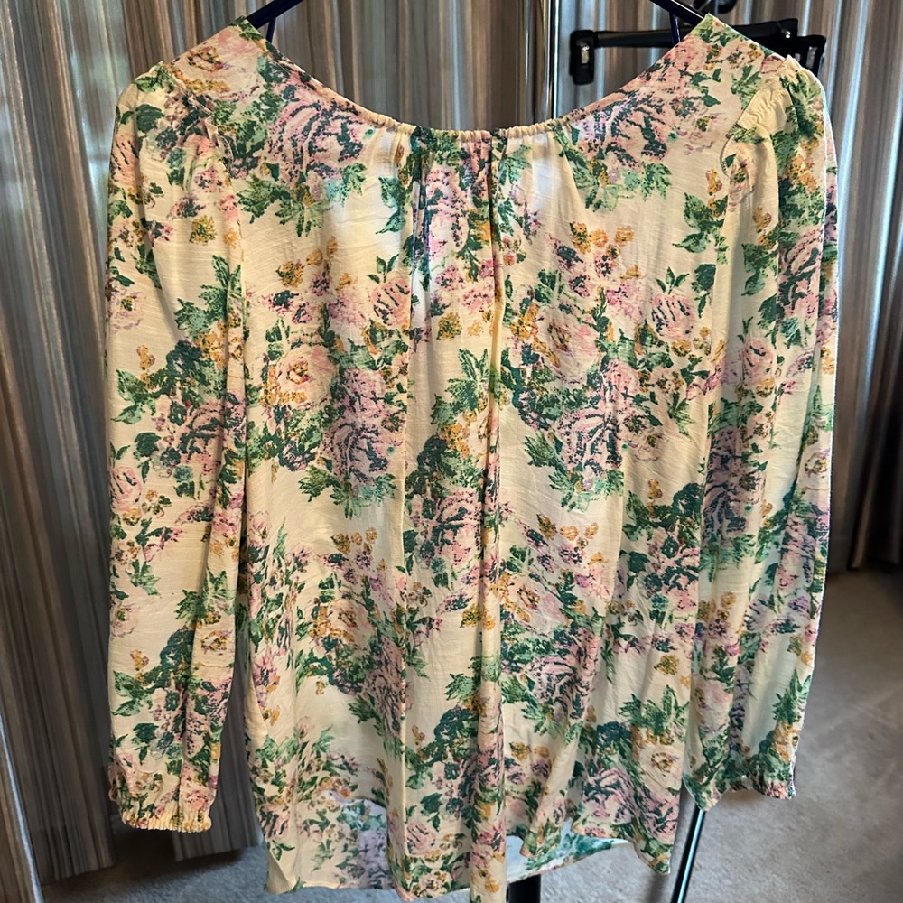 LC Lauren Conrad Cream Floral top with 3/4 sleeve with Pink & Green Accents